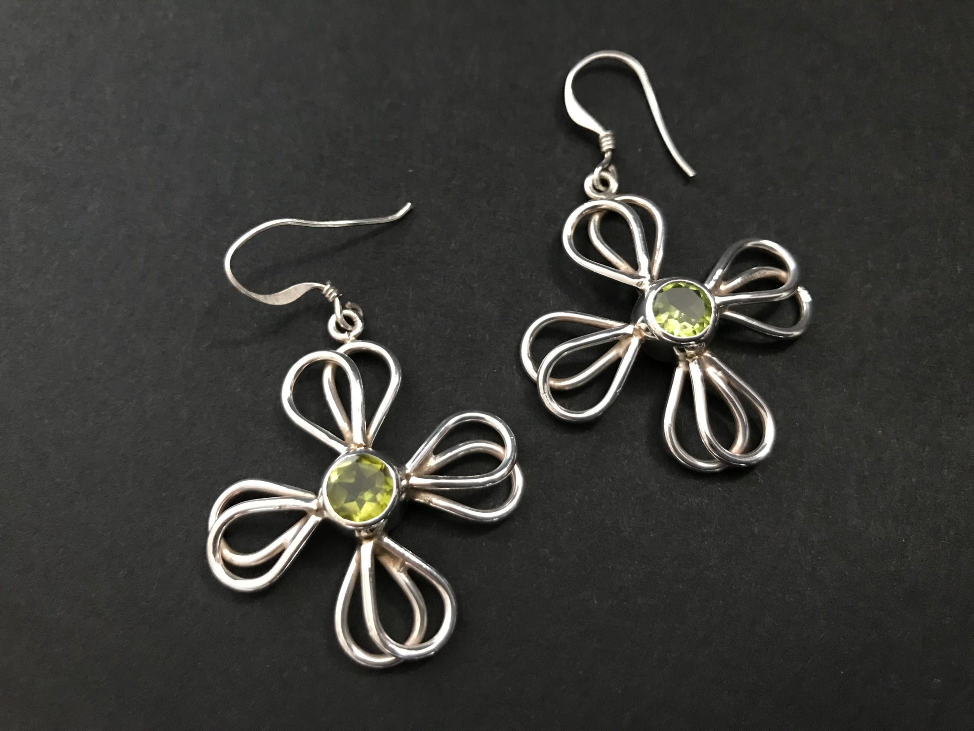 Handmade Tar Flower Earrings - Konmay London