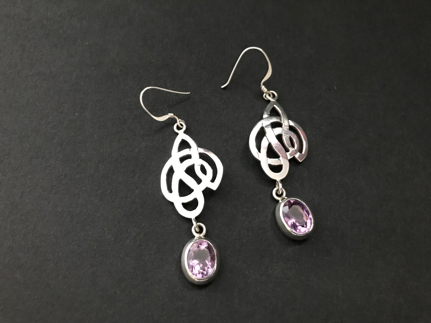 Handmade Celtic Knot Amethyst/Garnet Silver Earring - Konmay London