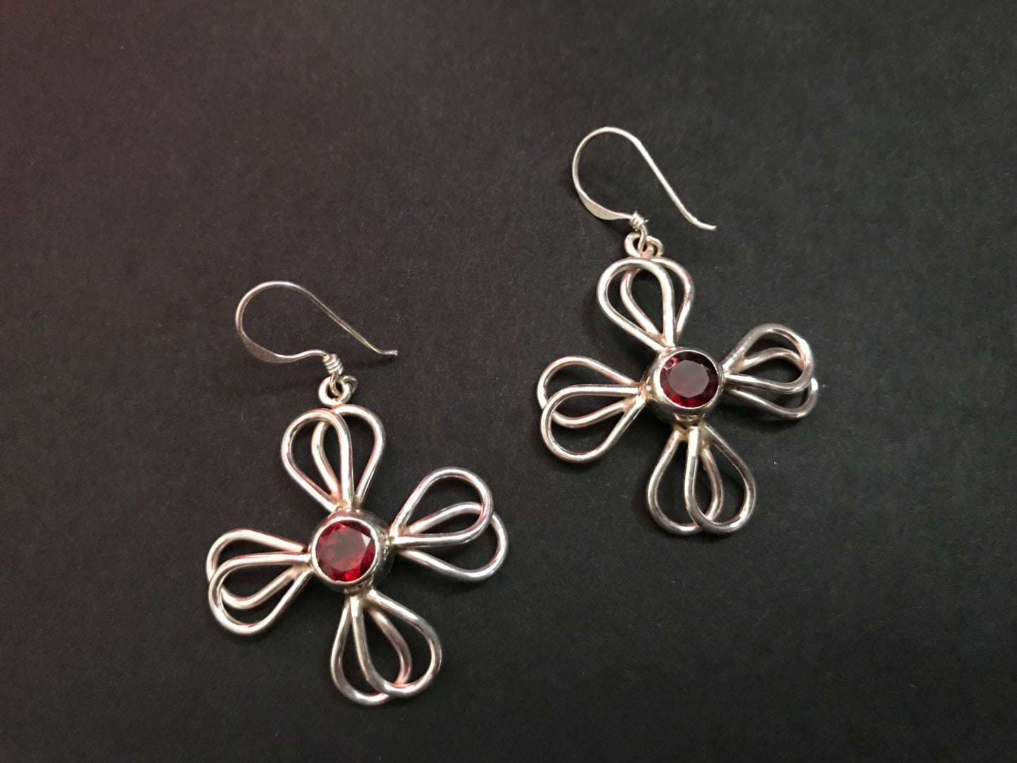 Handmade Tar Flower Earrings - Konmay London