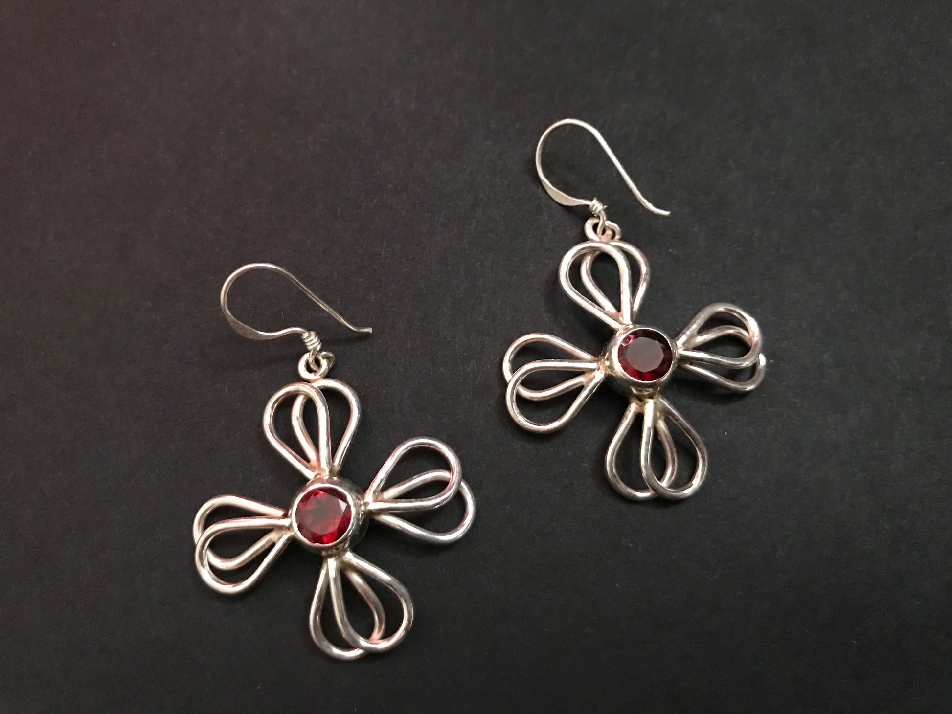 Handmade Tar Flower Earrings - Konmay London