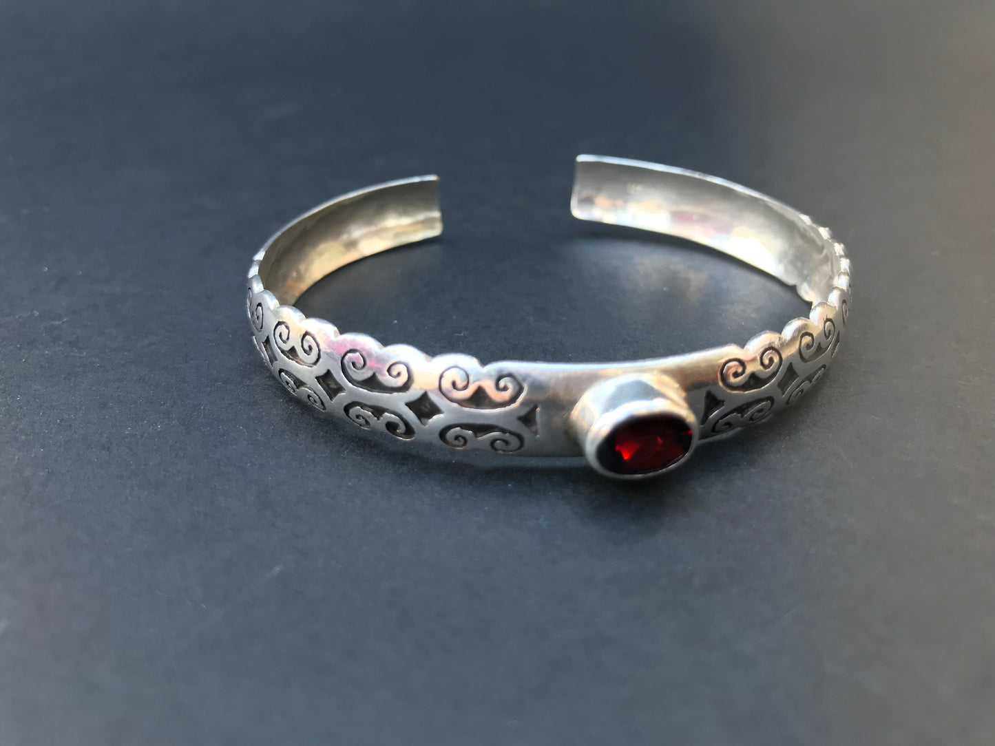 Handmade Floral Pattern engraved Amethyst/Garnet/Turquoise Cuff Bangle Bracelet - Konmay London