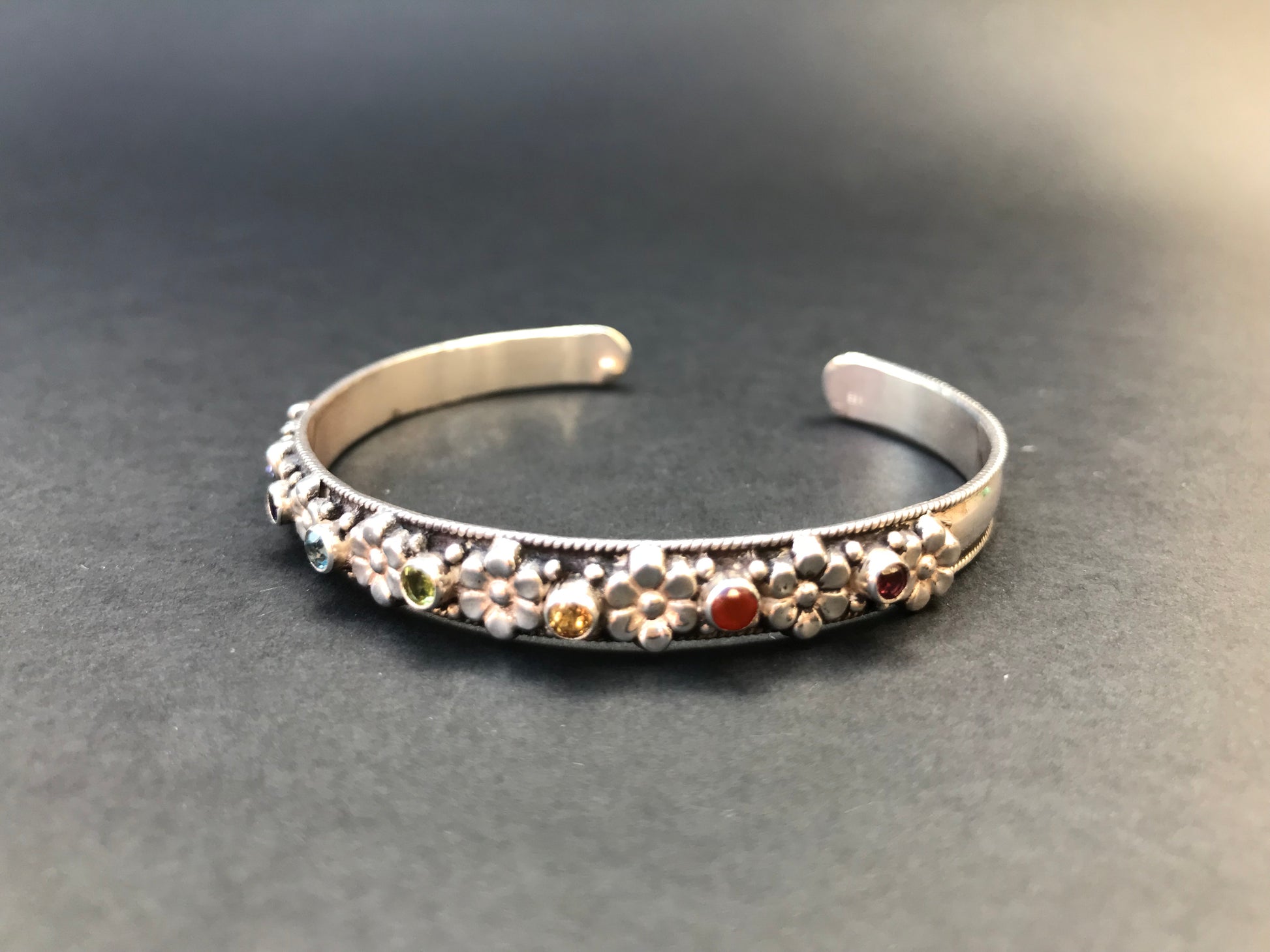 Handmade Flower 7 Gemstone silver Bangle Cuff Bracelet - Konmay London