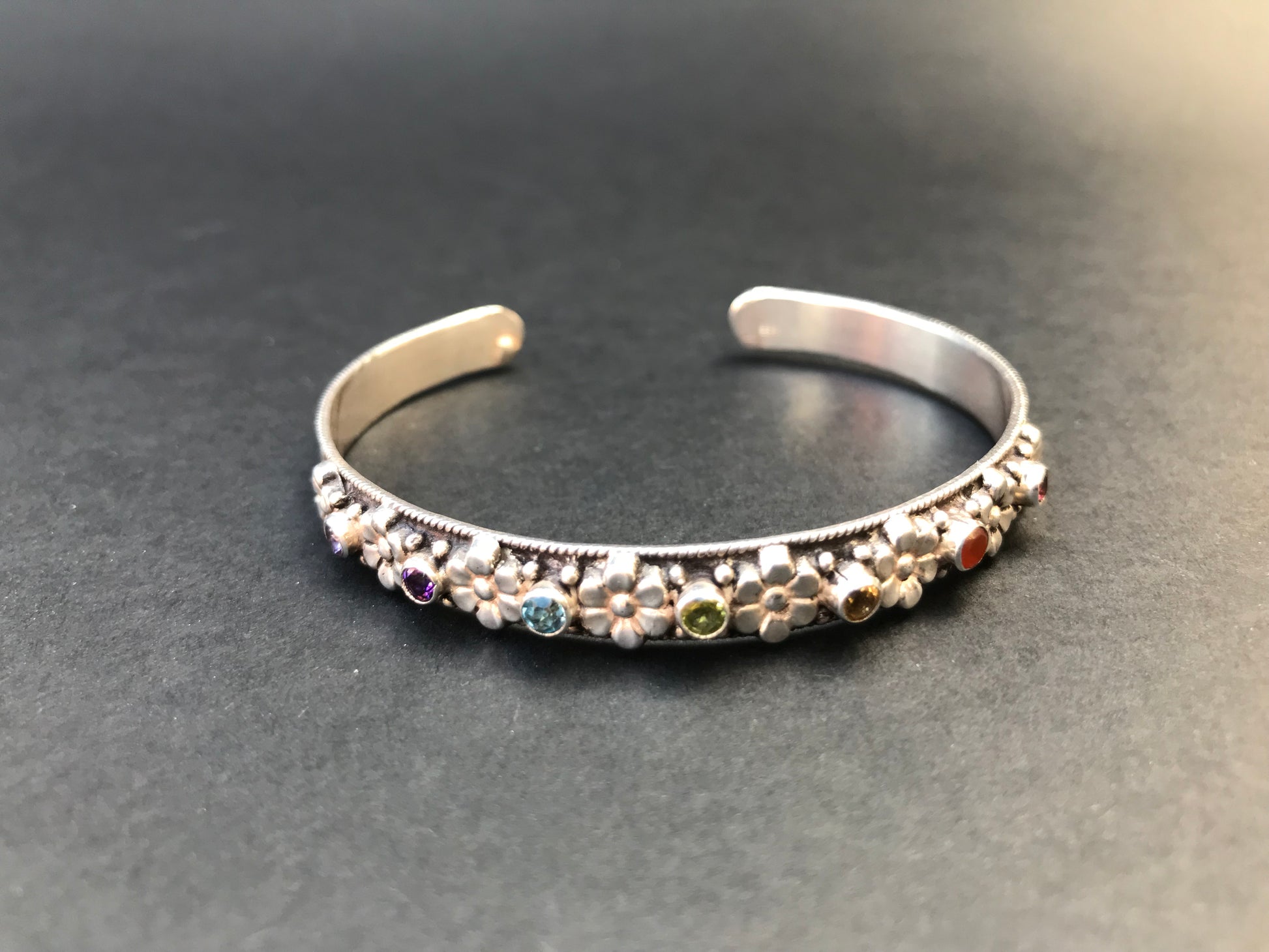 Handmade Flower 7 Gemstone silver Bangle Cuff Bracelet - Konmay London