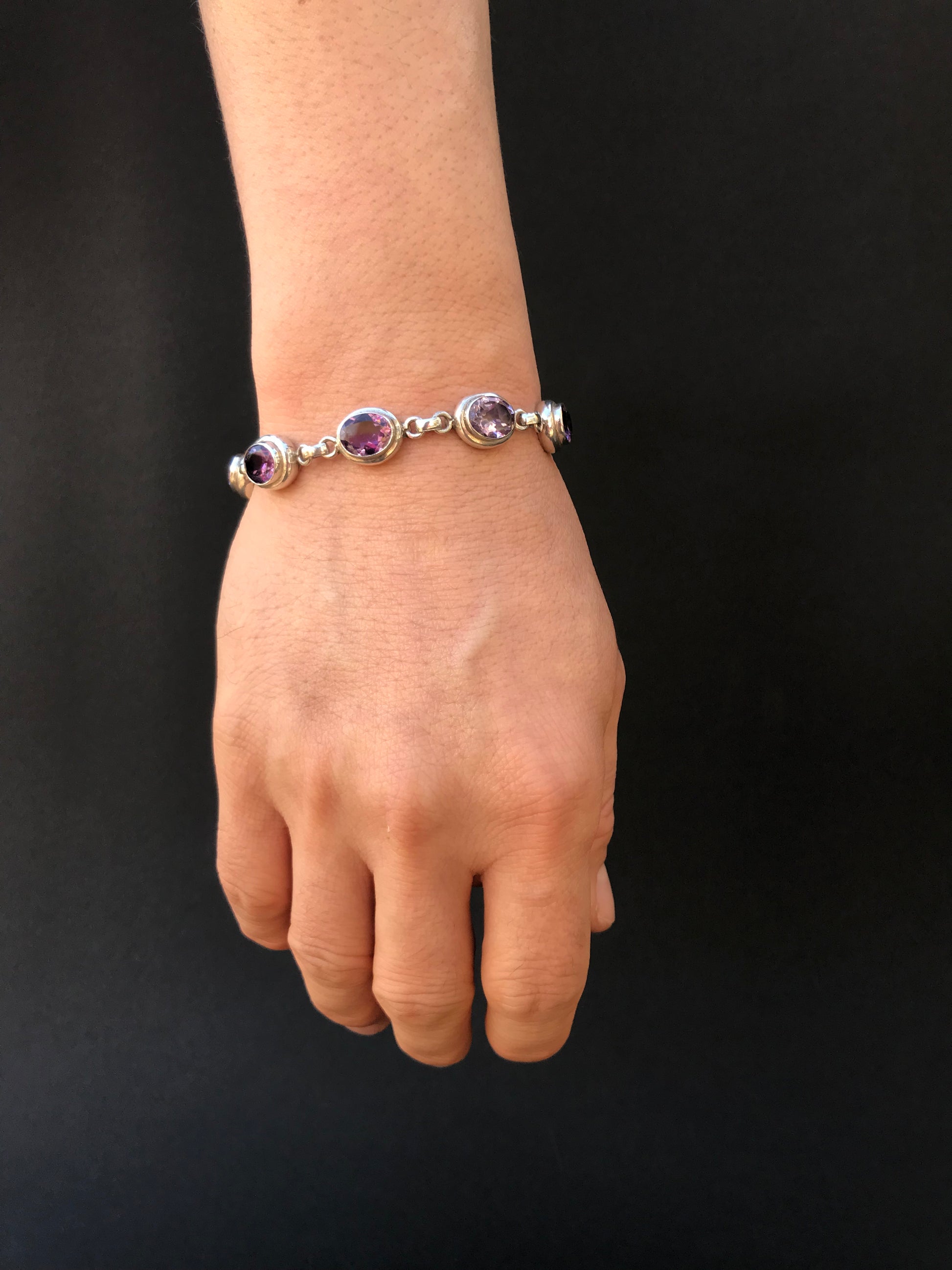 Handmade Chain Style 7 Gemstones Amethyst/Citrine/Garnet Silver Bracelet - Konmay London