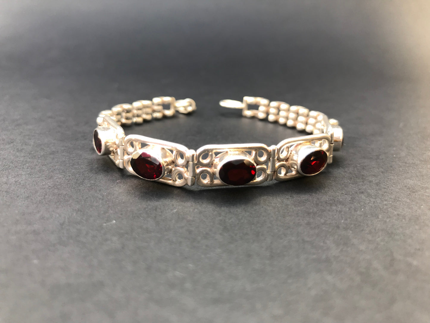 Handmade Chain Style 5 Gemstone Amethyst/Garnet Silver Bracelet - Konmay London