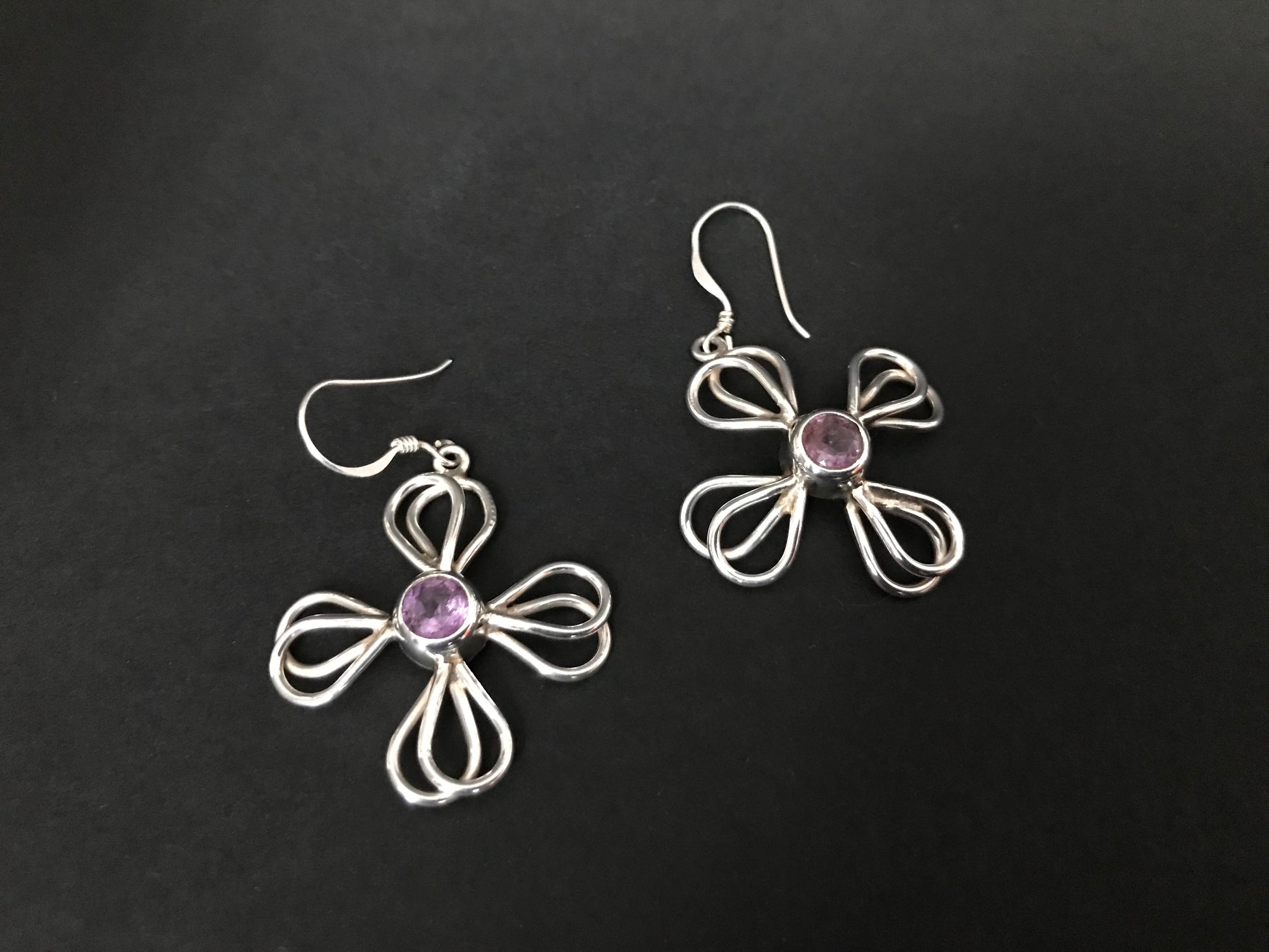 Handmade Tar Flower Earrings - Konmay London