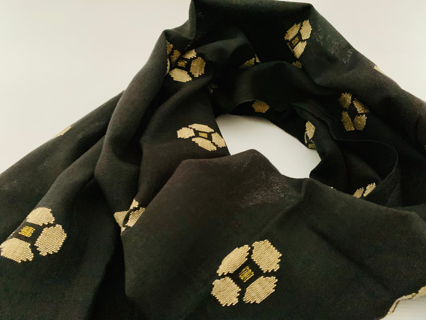 Handmade Personalised Initials Welf-Inlay Designed Cotton Scarf - Konmay London