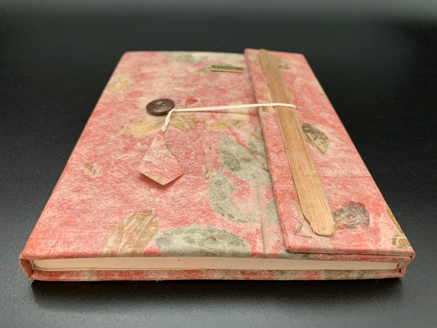 Personalised Dried Leaf Thread Lock Journal / Notebook